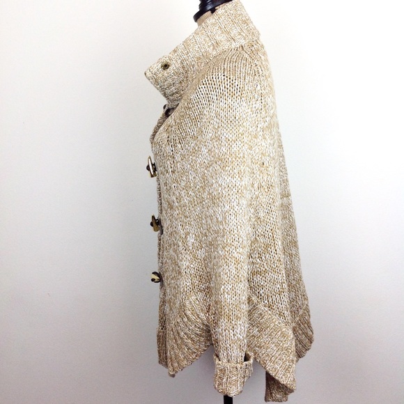 SOLD Michael Kors Toggle Button Cape Cardigan XS - Picture 4 of 8